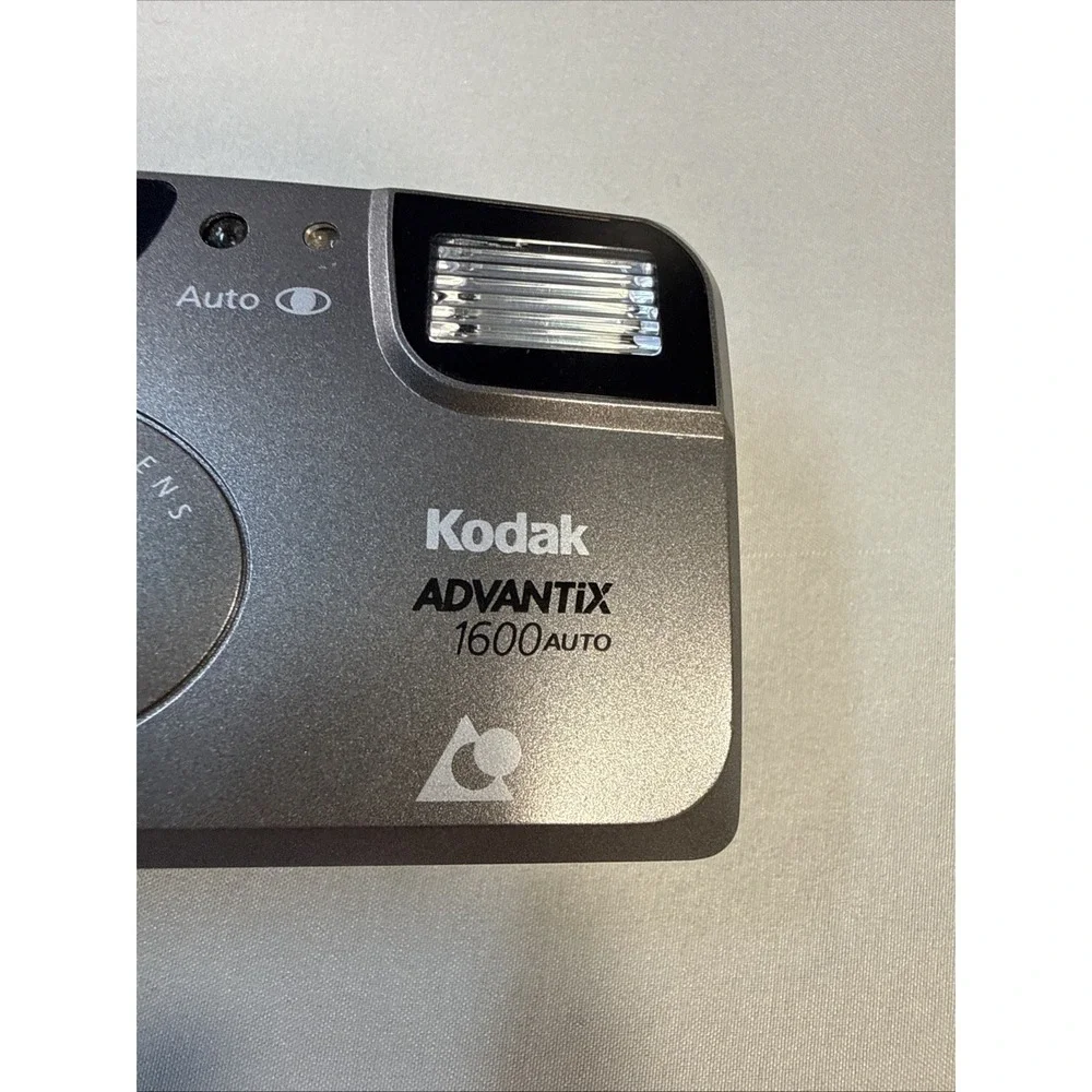 Kodak Advantix 1600 Auto APS Point & Shoot Film Camera - Tested Works + Strap